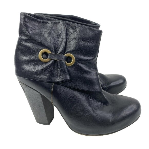 Fly London Boots Women Size 8 Black Leather Fold Over Ankle Booties Heels Shoes - Picture 1 of 7